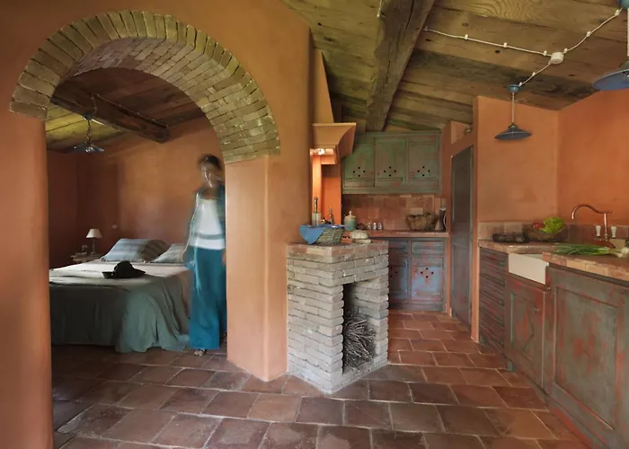 Le Hameau De Saparale
